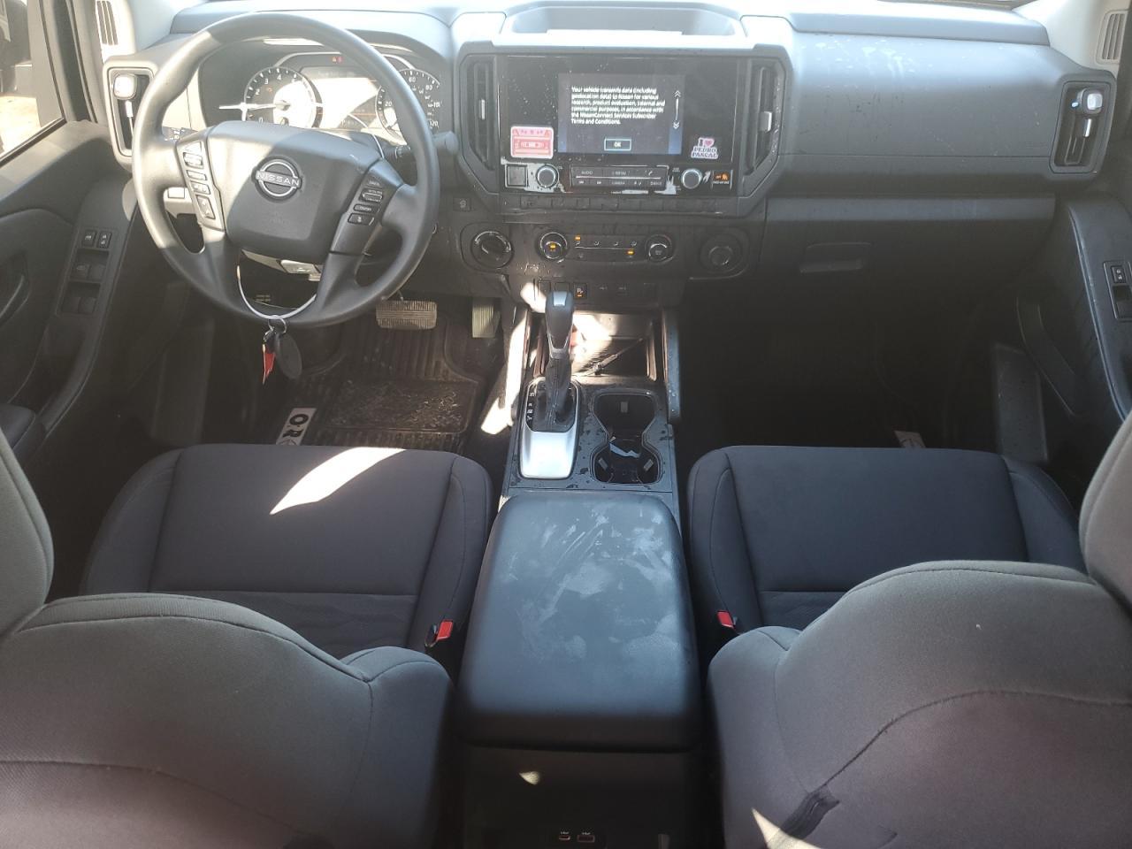2025 NISSAN Frontier