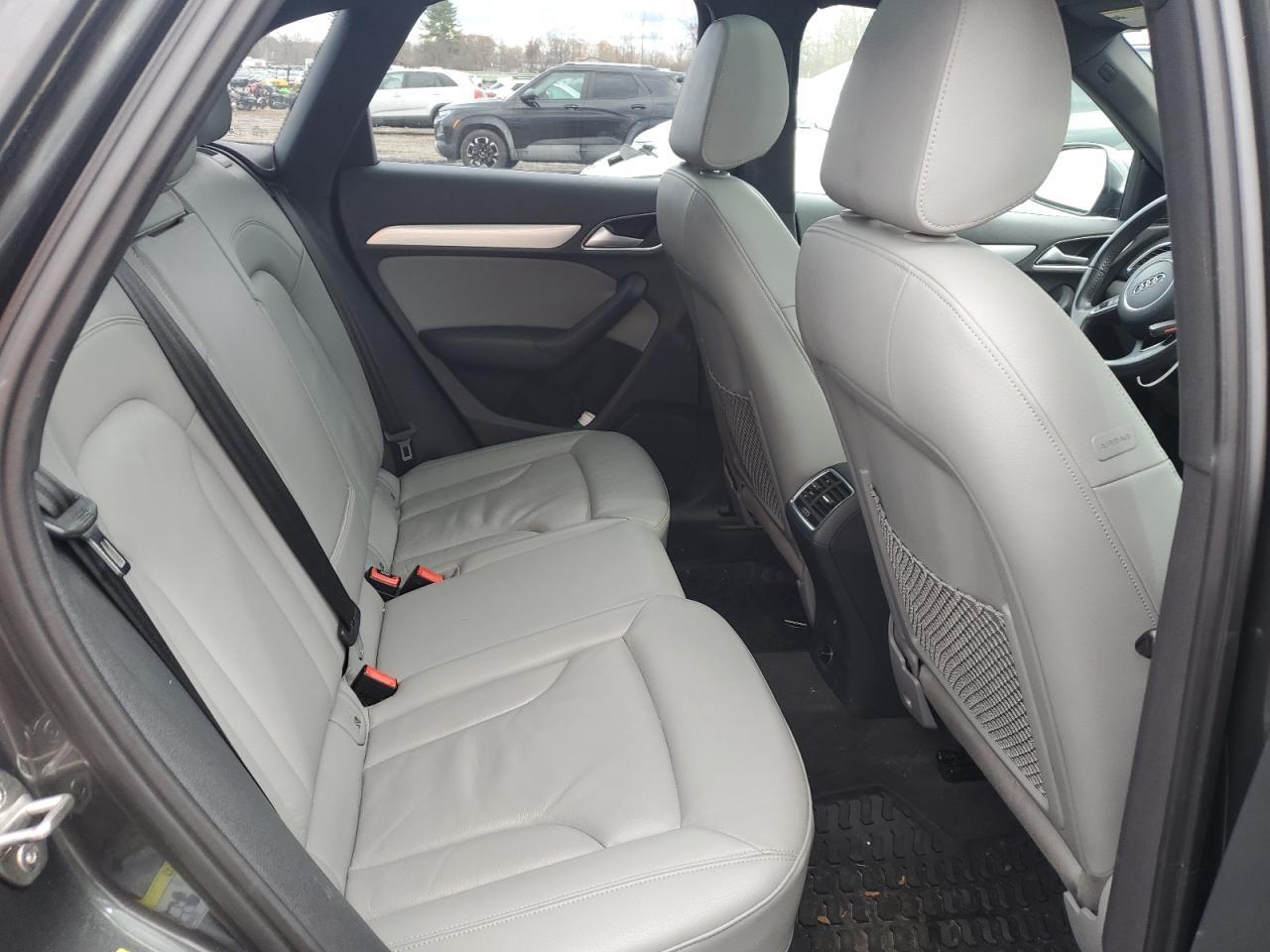 2018 AUDI Q3