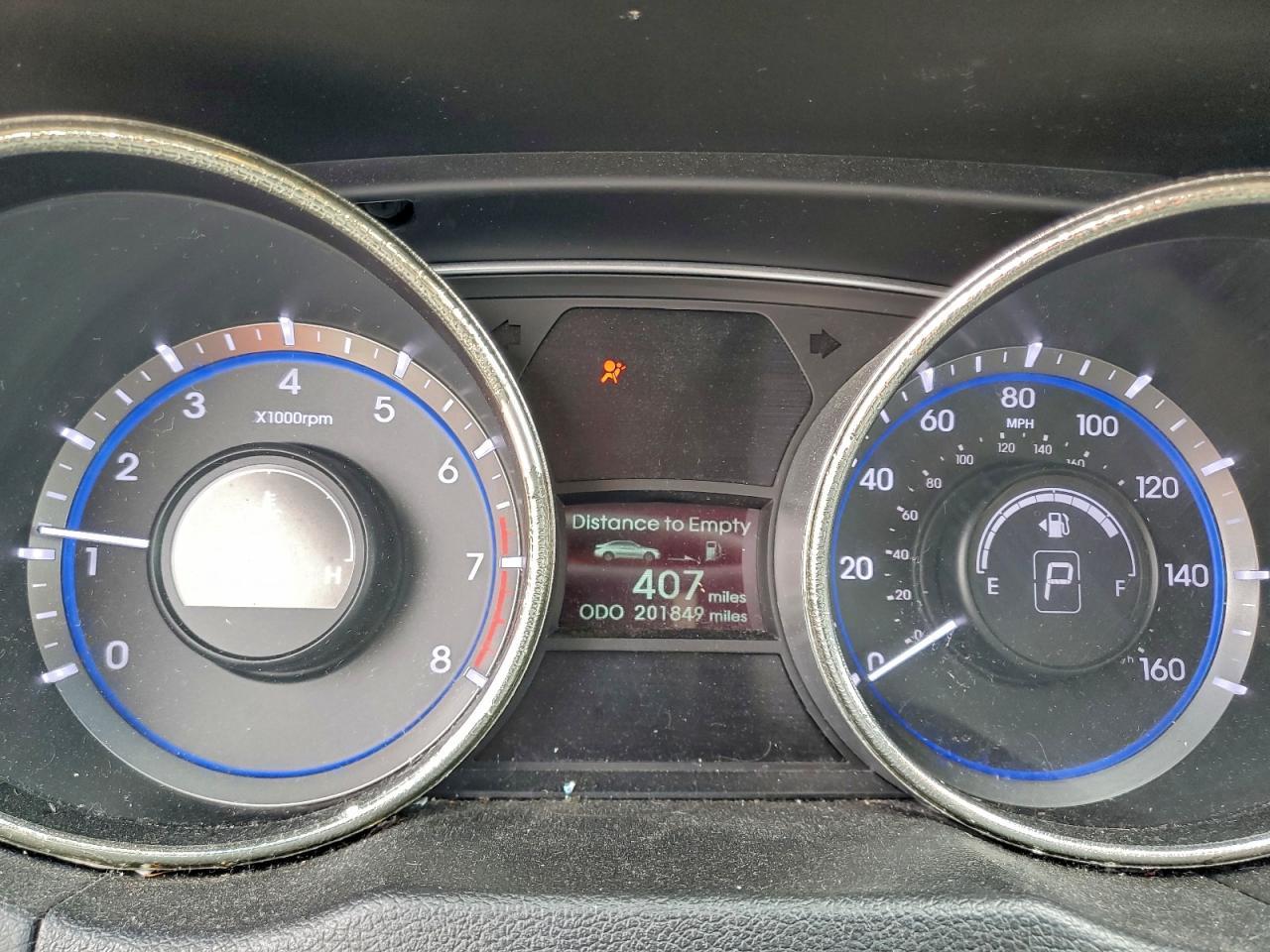 2011 HYUNDAI SONATA