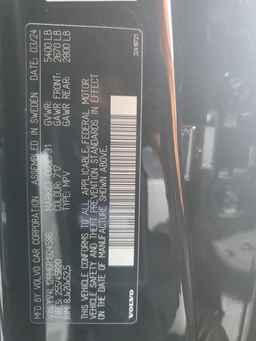 2024 VOLVO XC60