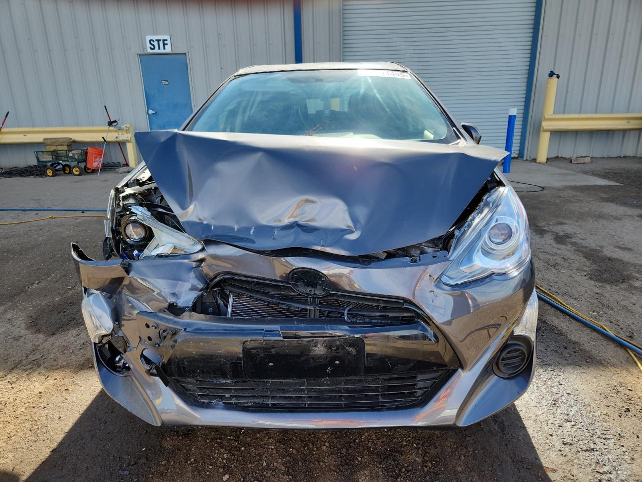 2015 TOYOTA Prius c