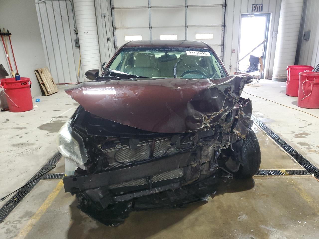 2013 TOYOTA Avalon