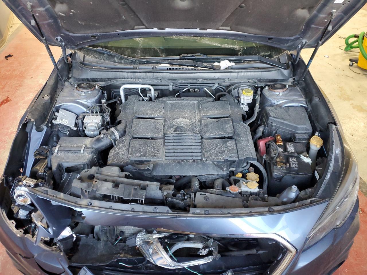 2018 SUBARU Outback