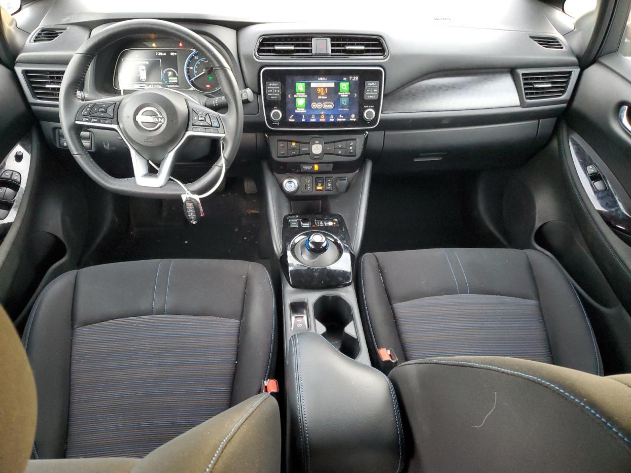 2025 NISSAN LEAF