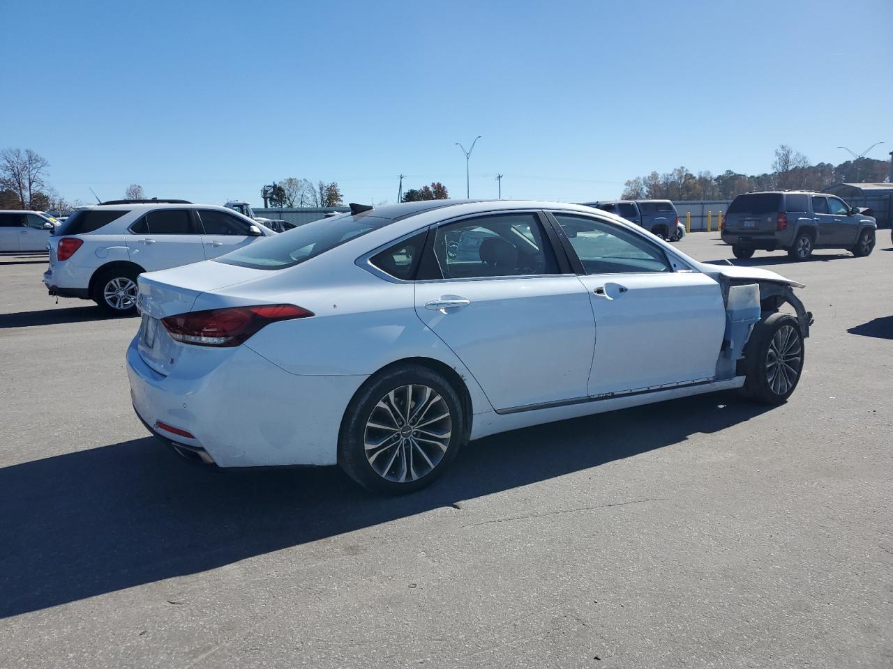 2015 HYUNDAI GENESIS