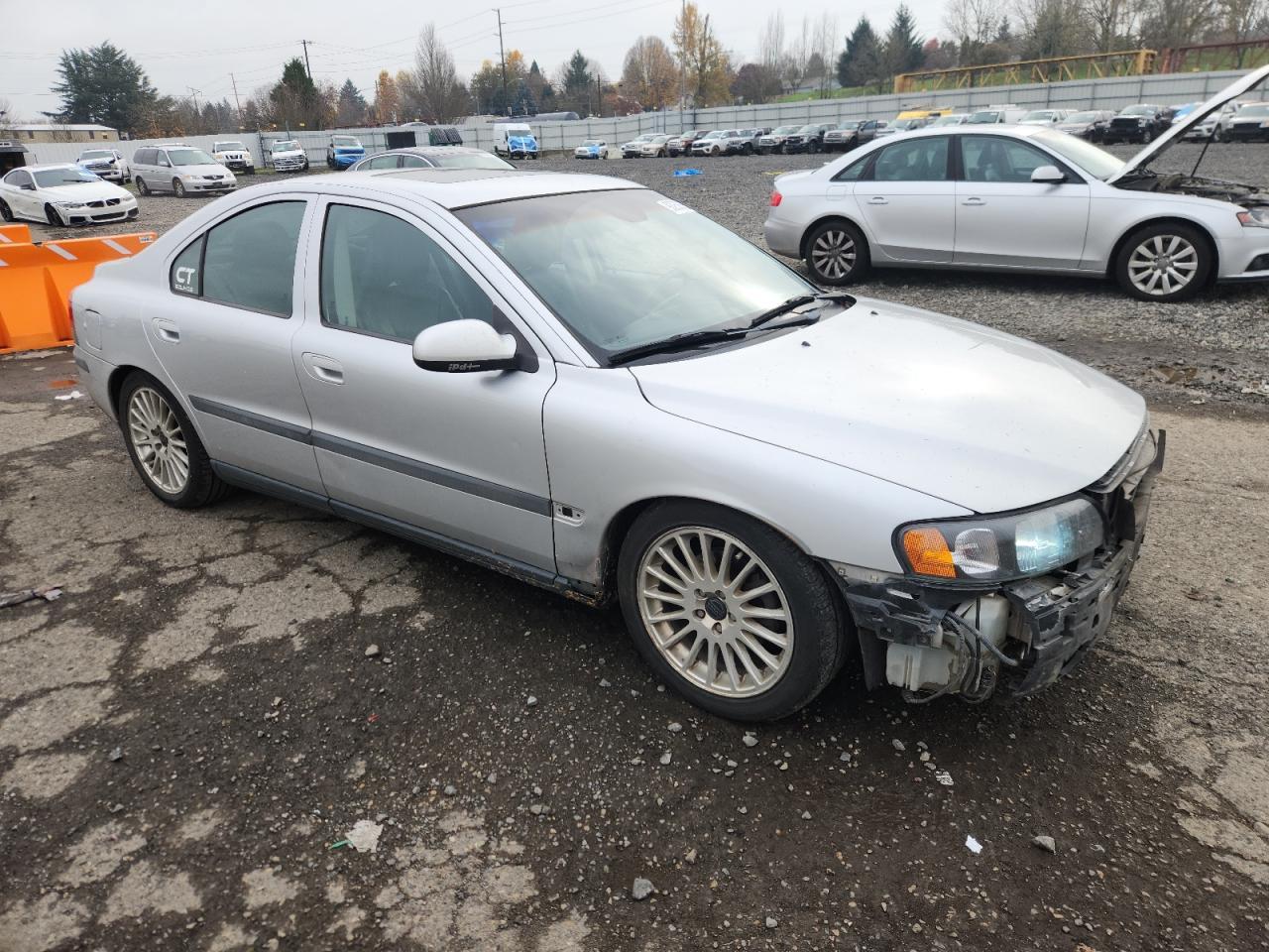 2003 VOLVO S60
