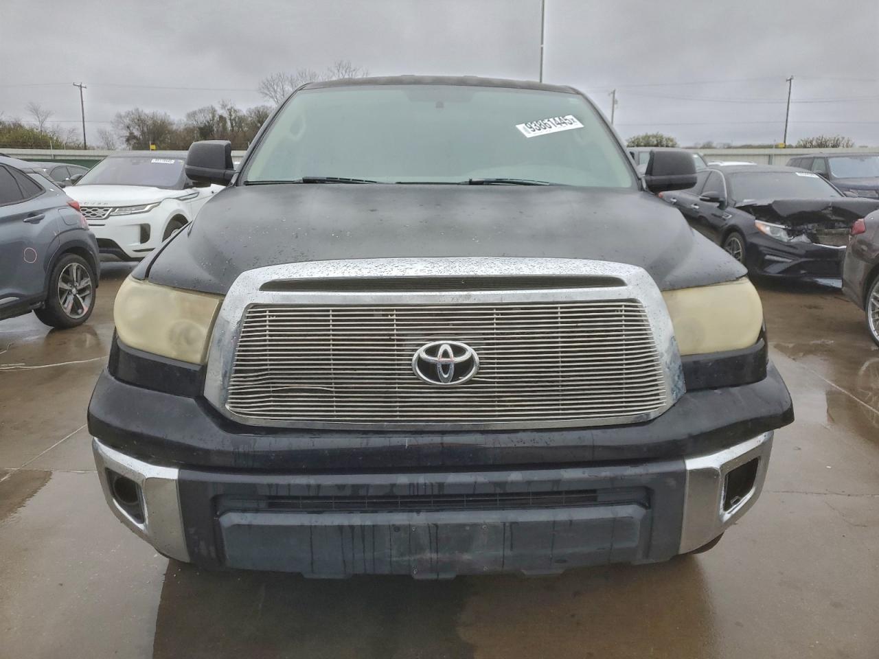 2011 TOYOTA TUNDRA
