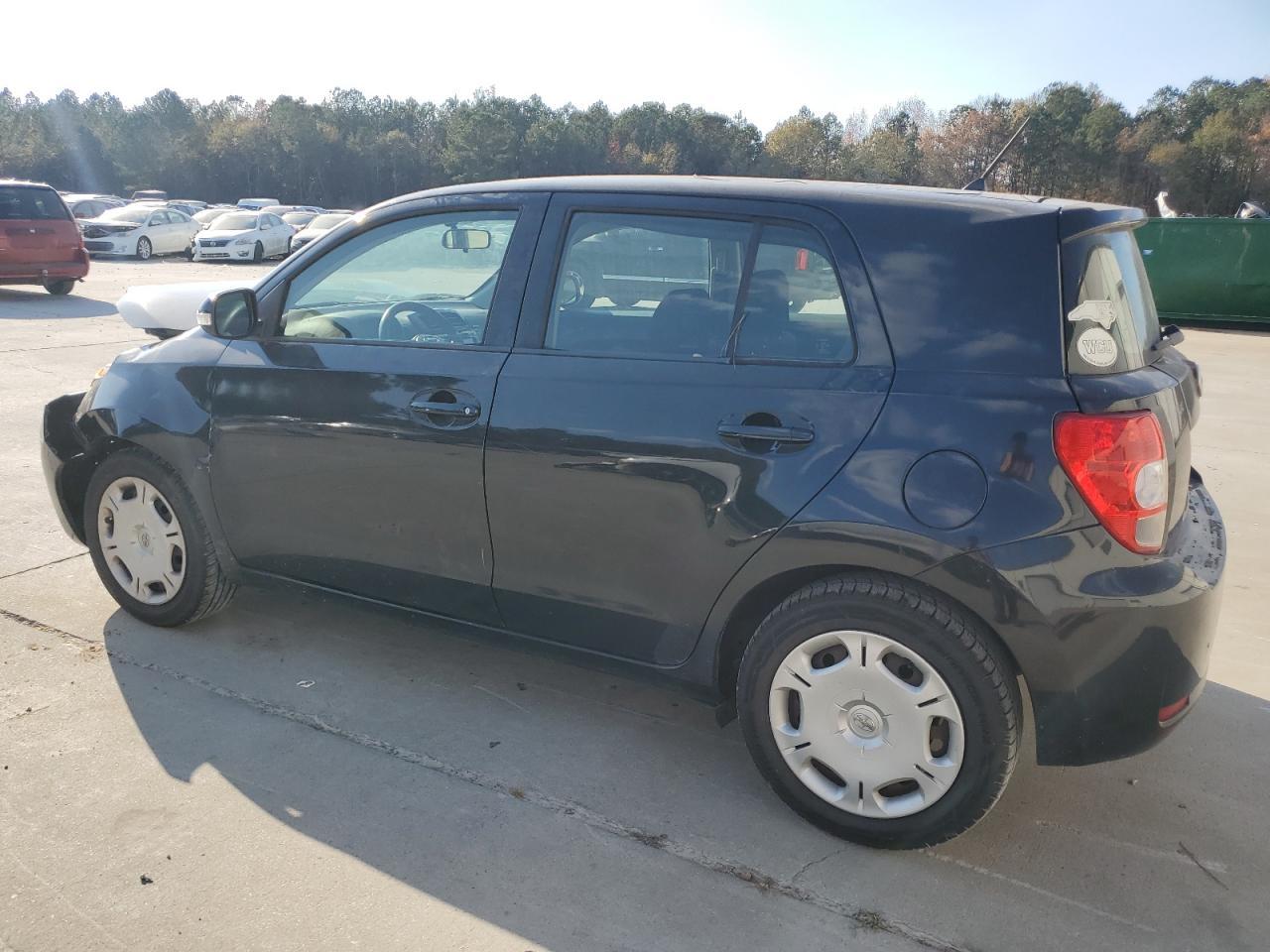 2010 TOYOTA SCION