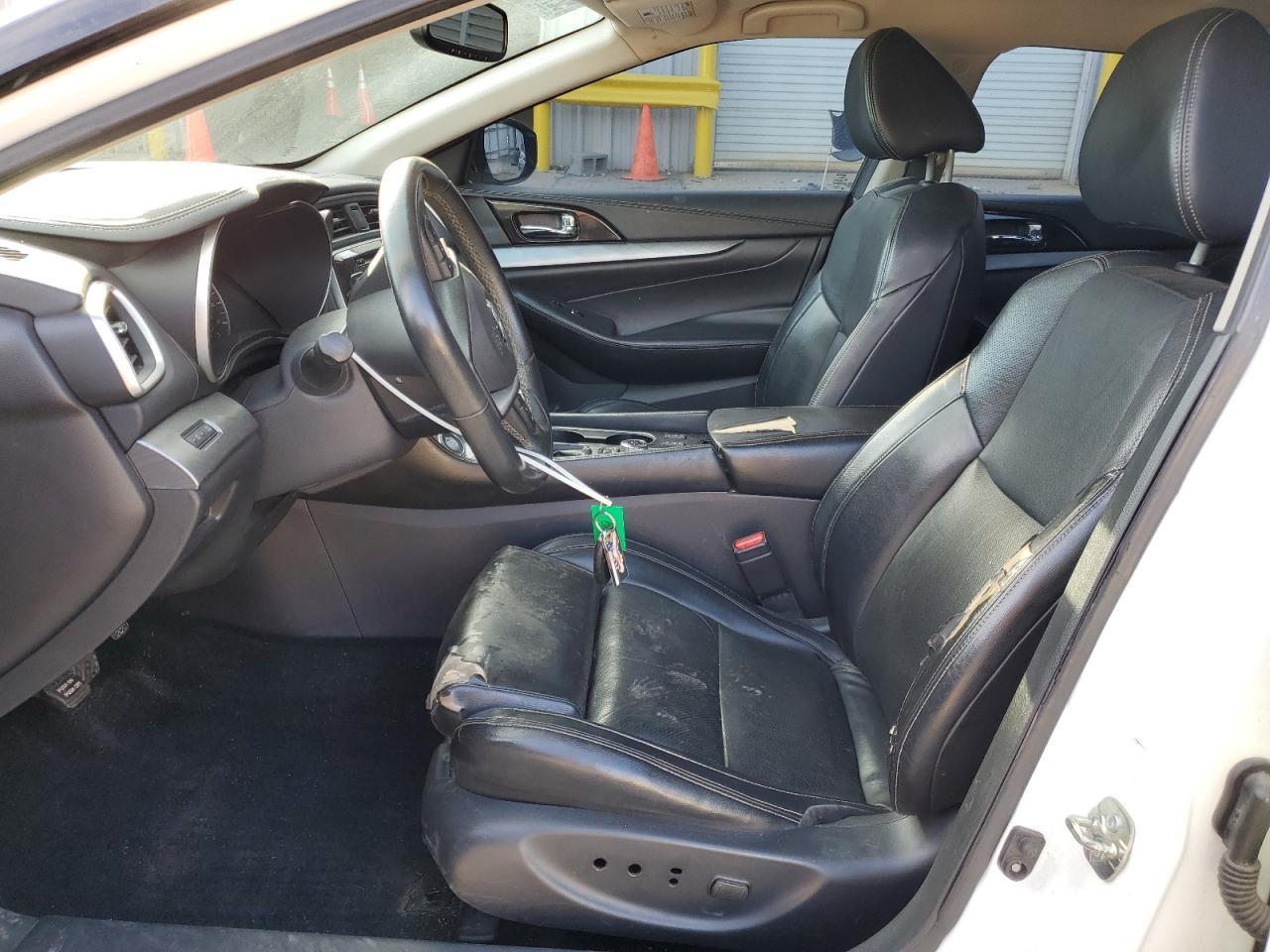 2017 NISSAN Maxima