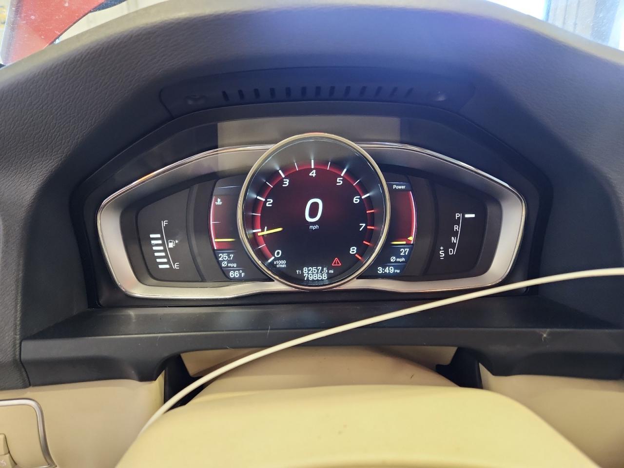 2016 VOLVO V60