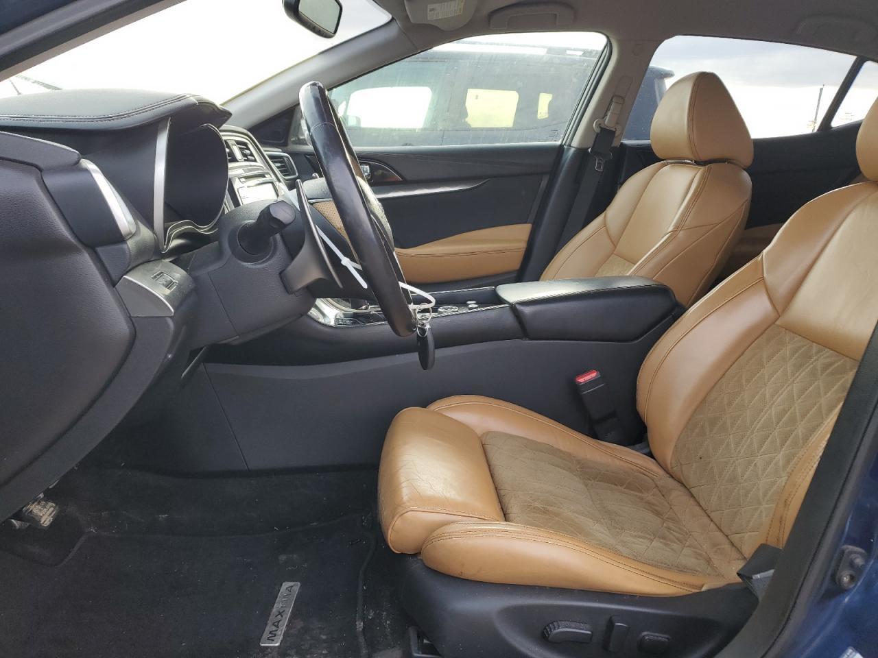 2016 NISSAN Maxima