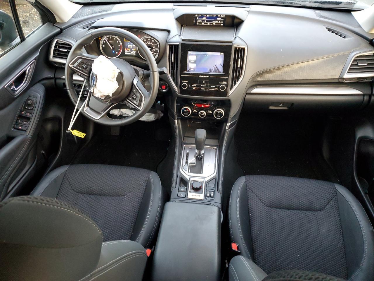 2024 SUBARU FORESTER