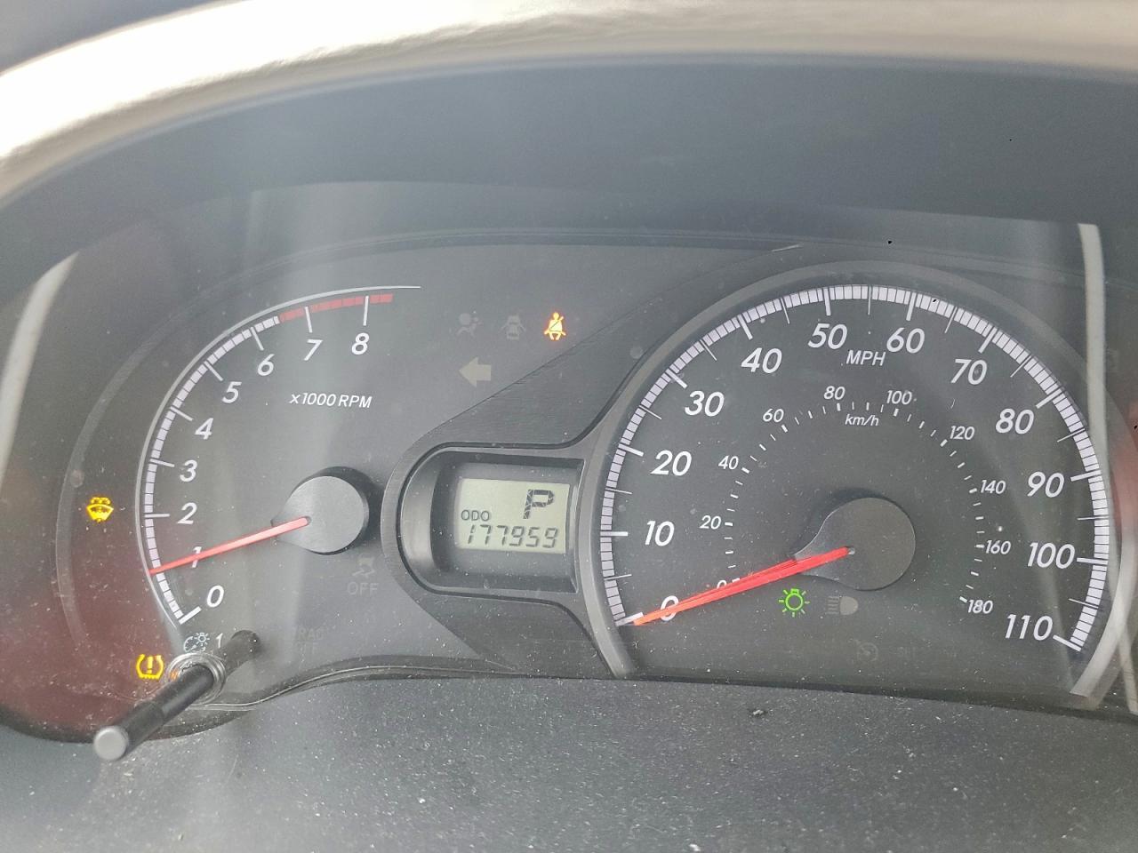 2011 TOYOTA SIENNA