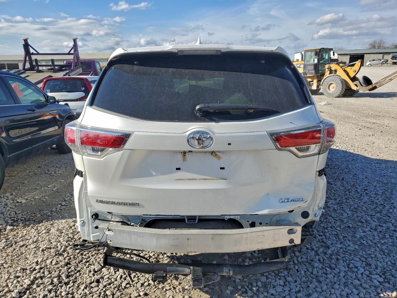 2016 TOYOTA HIGHLANDER
