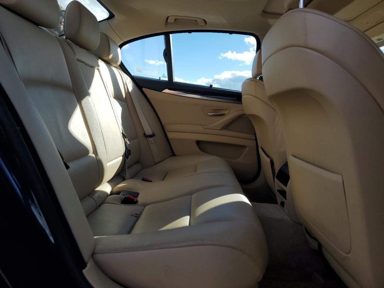 2011 BMW 5 series