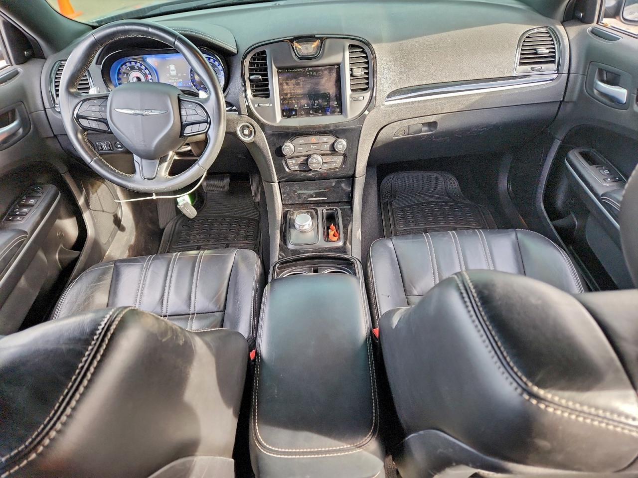 2022 CHRYSLER 300