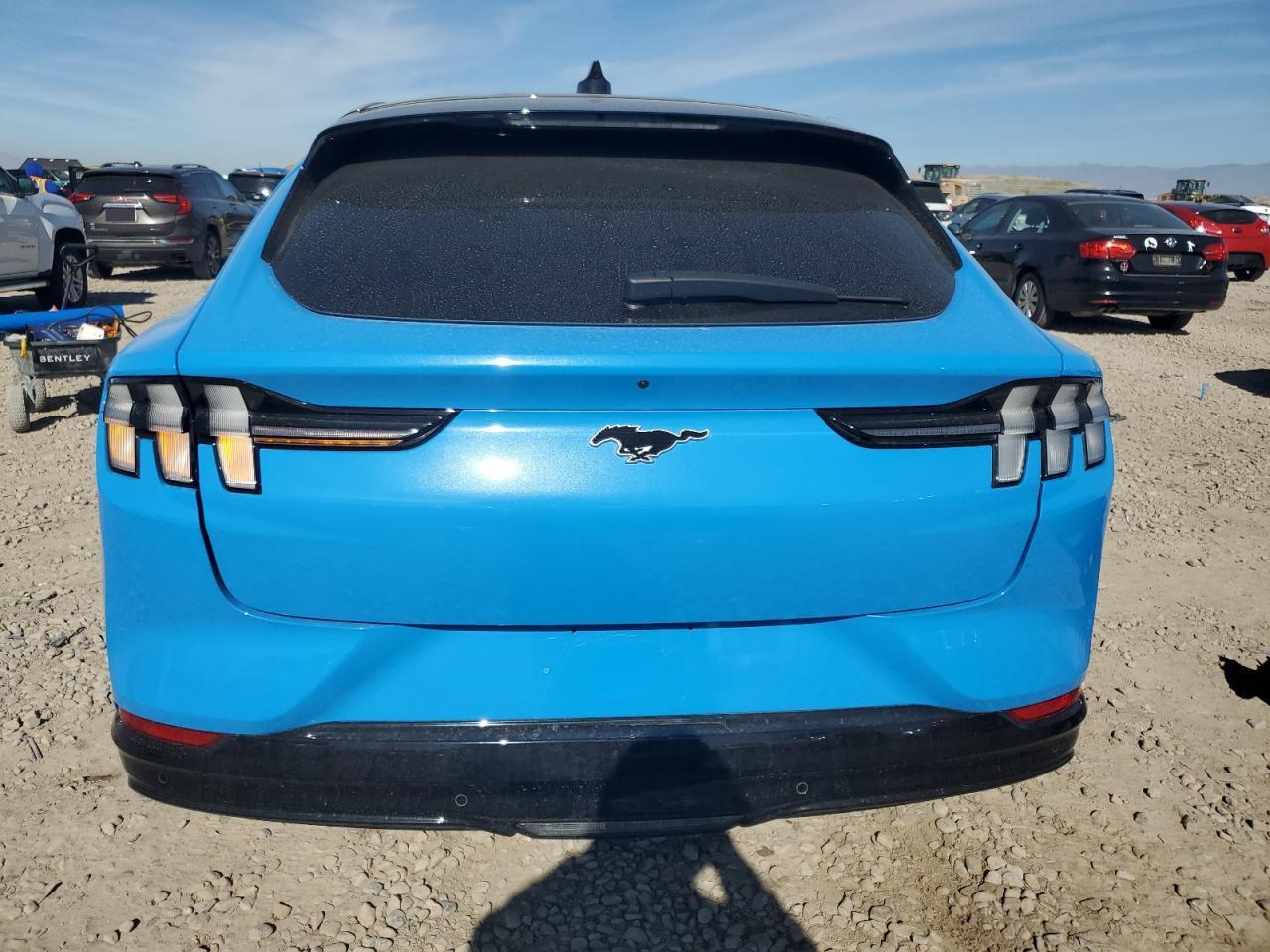 2023 FORD Mustang Mach-E