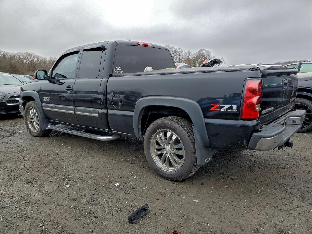 2004 CHEVROLET Silverado