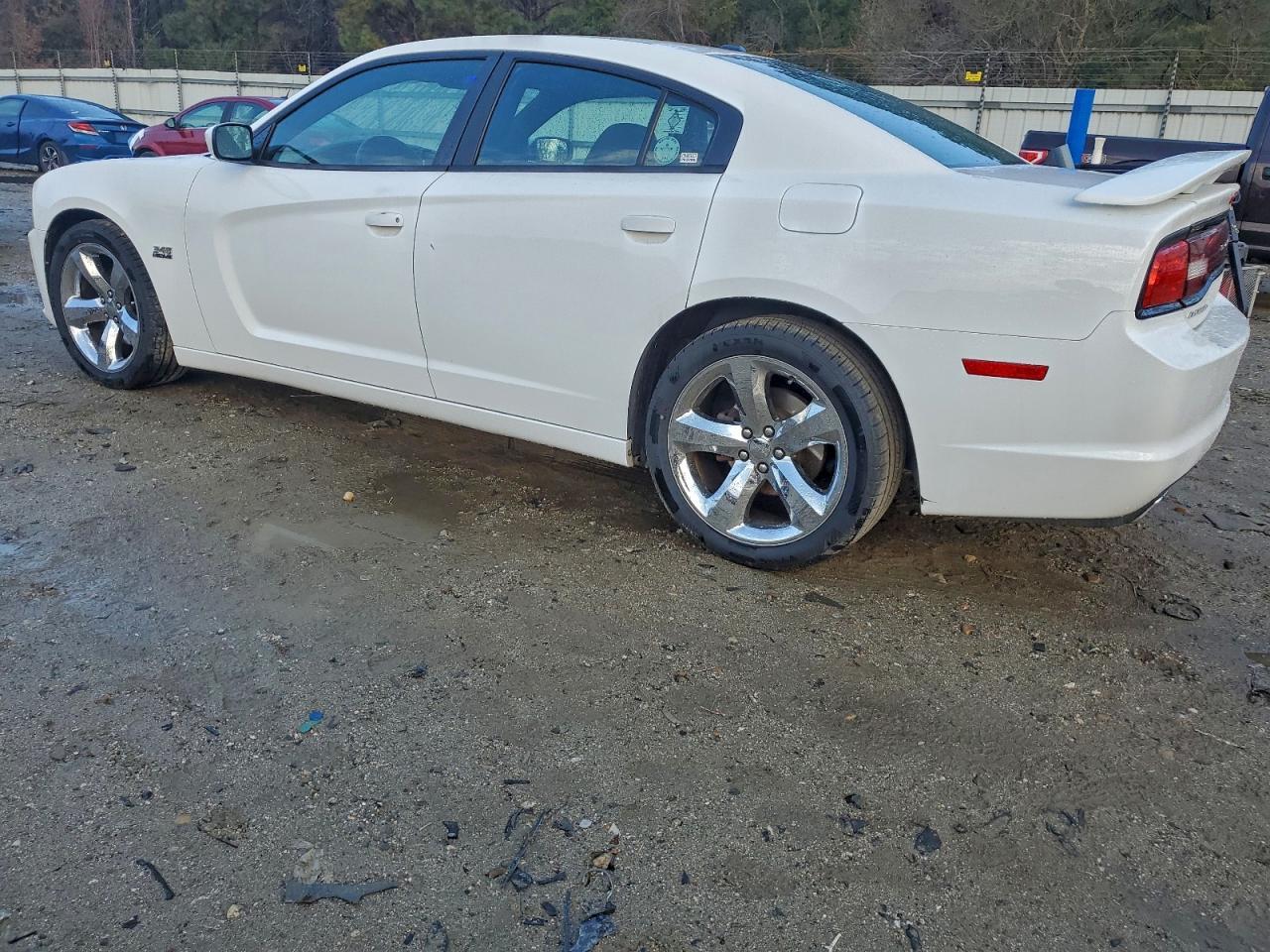 2013 DODGE CHARGER