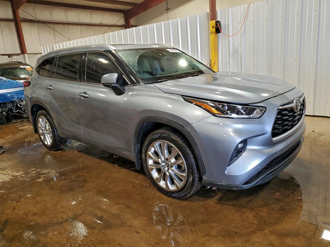 2021 TOYOTA HIGHLANDER