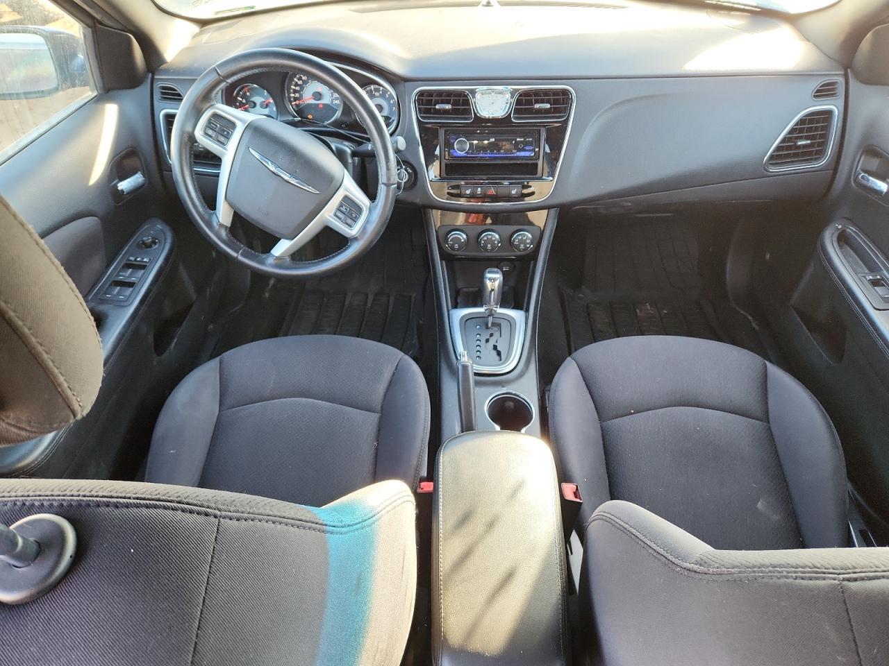 2013 CHRYSLER 200