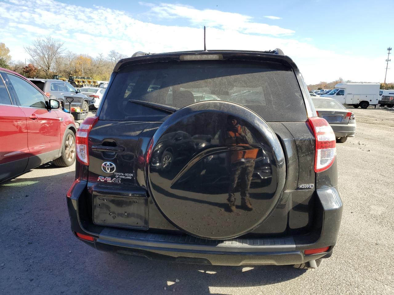 2011 TOYOTA RAV4
