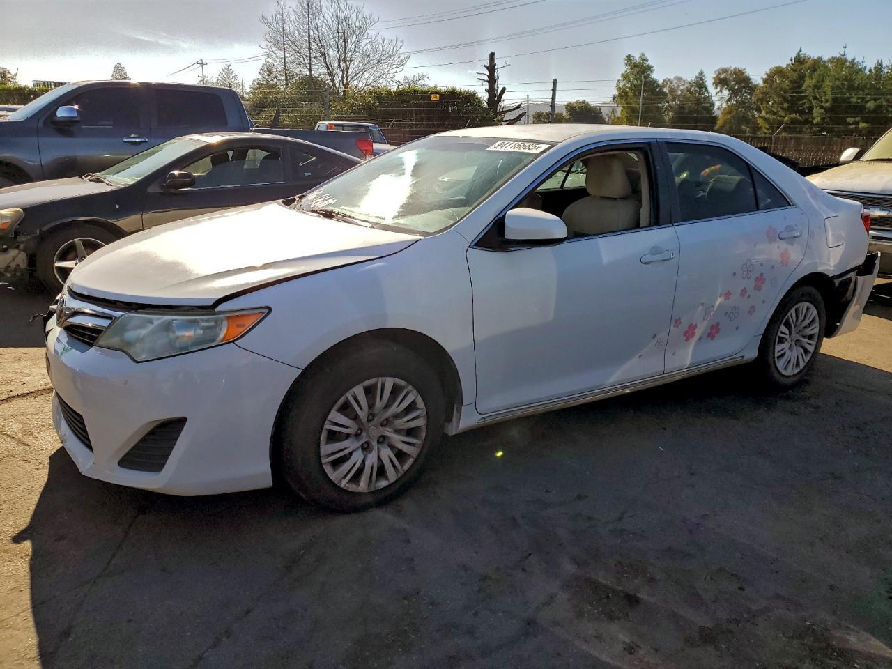 2012 TOYOTA CAMRY