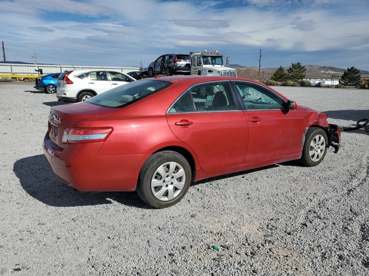 2011 TOYOTA CAMRY