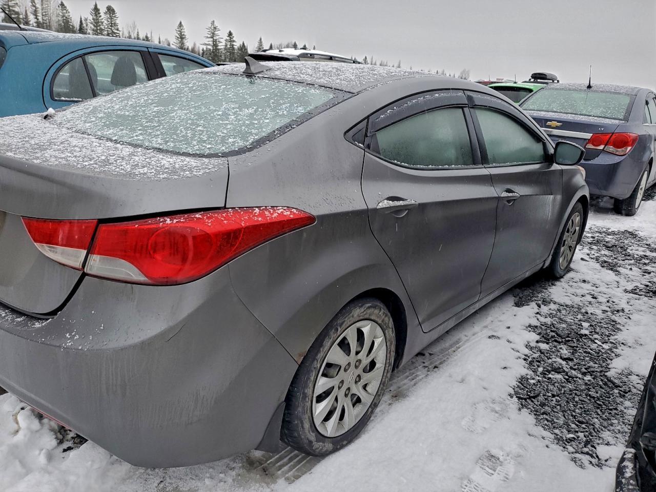 2012 HYUNDAI ELANTRA