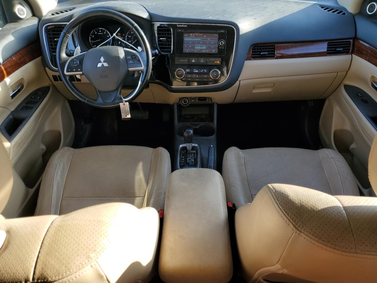 2015 MITSUBISHI outlander