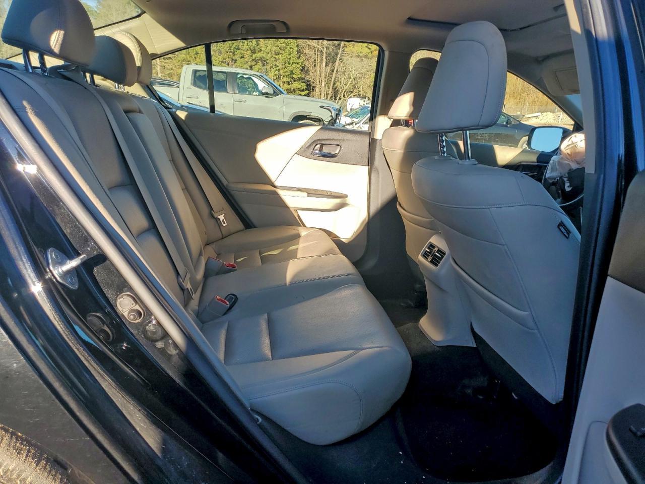 2017 HONDA ACCORD