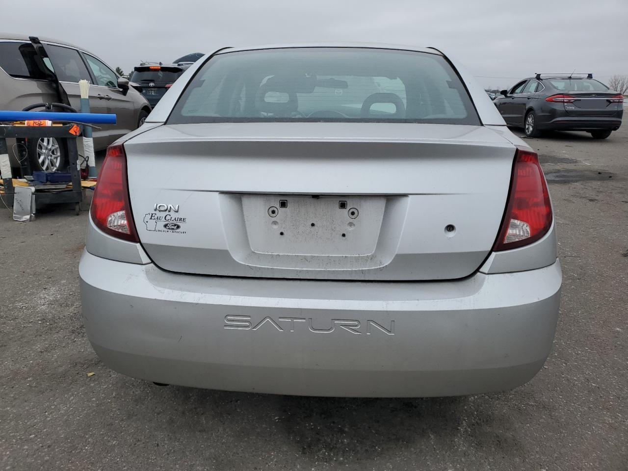 2004 SATURN Ion