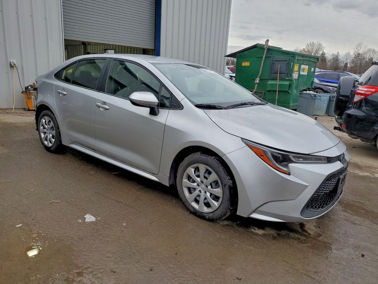 2021 TOYOTA COROLLA