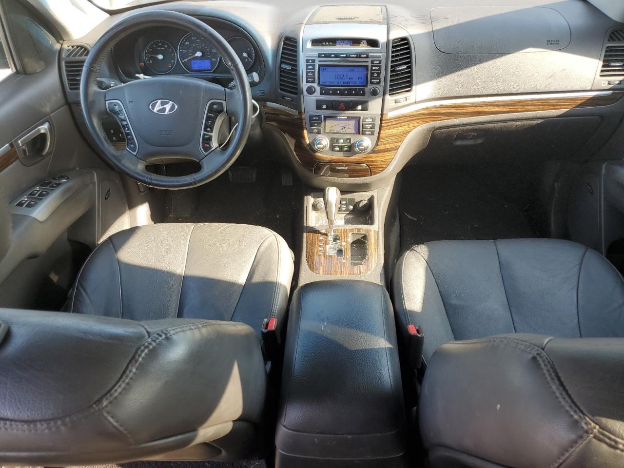 2011 HYUNDAI SANTA FE