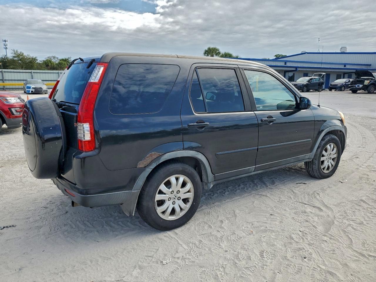 2005 HONDA CR-V
