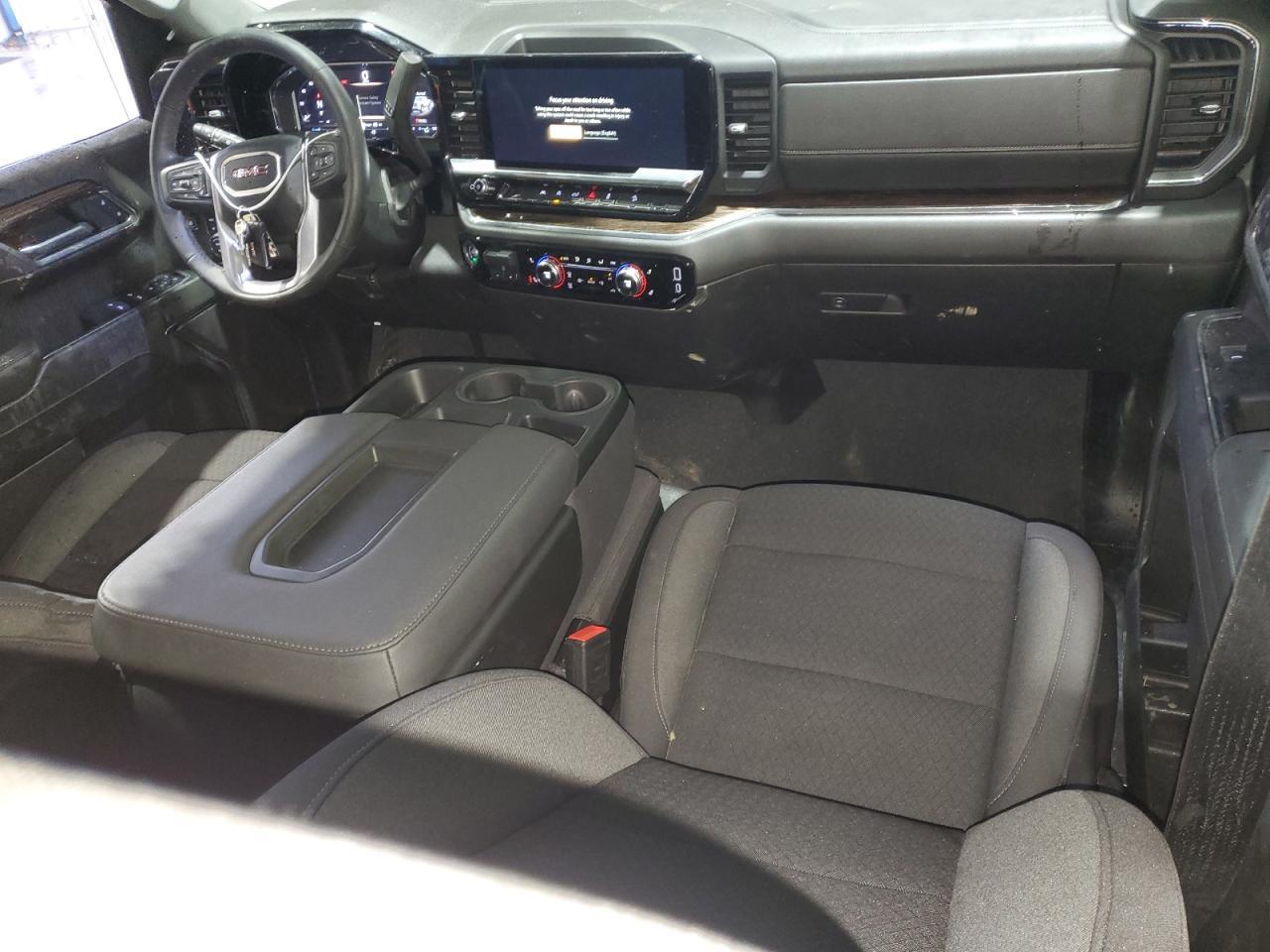 2025 GMC Sierra