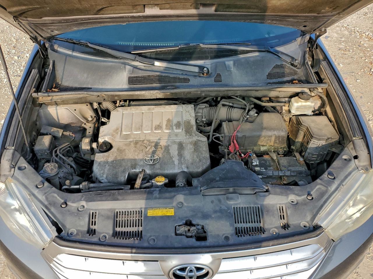 2013 TOYOTA HIGHLANDER