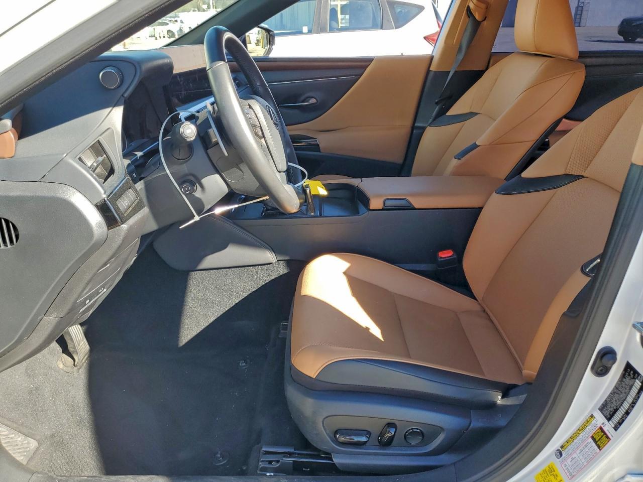 2024 LEXUS ES 300H