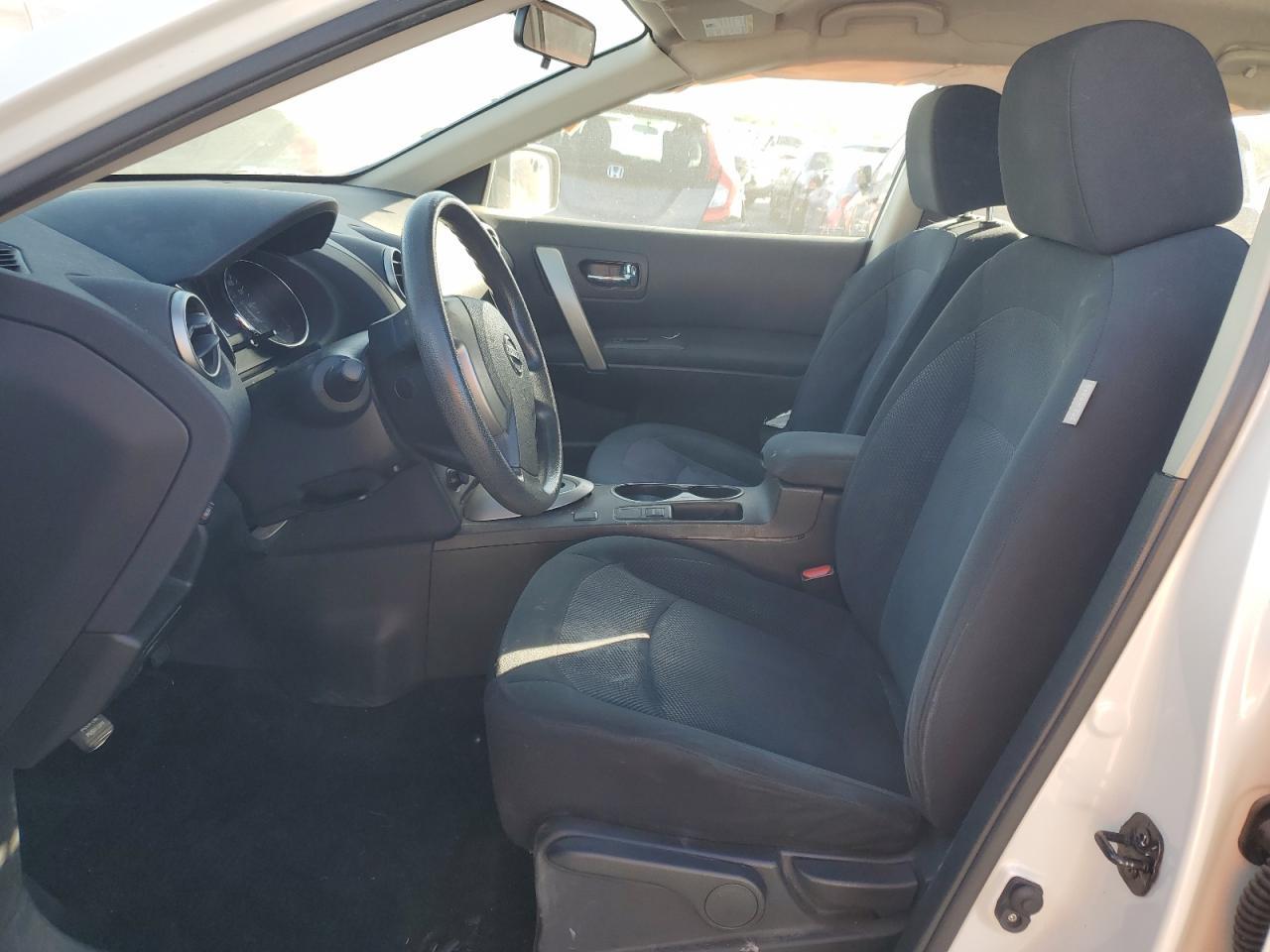 2014 NISSAN ROGUE