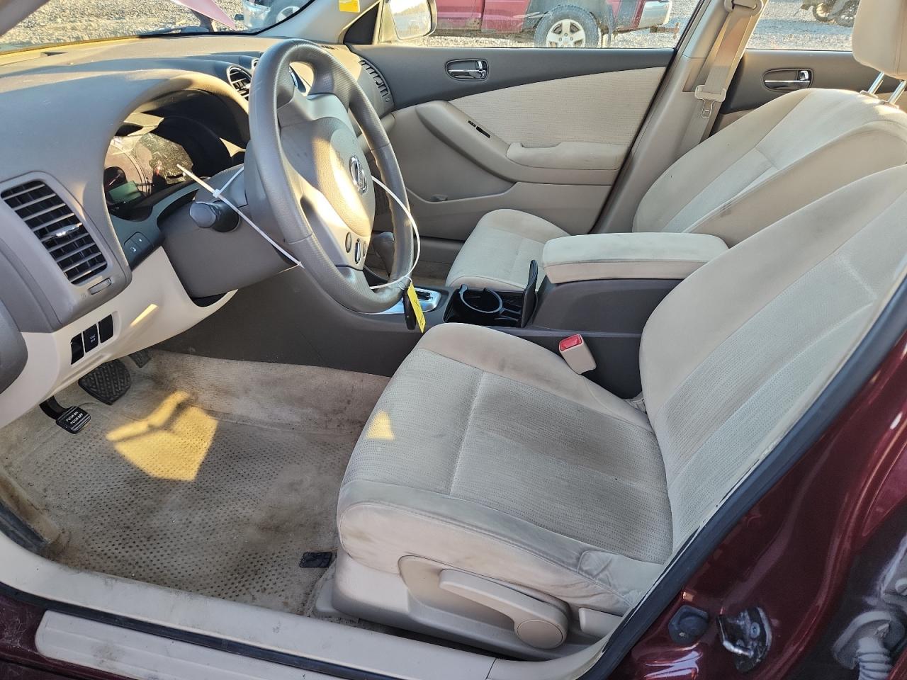 2010 NISSAN ALTIMA