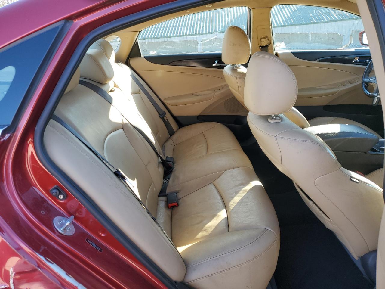 2011 HYUNDAI SONATA