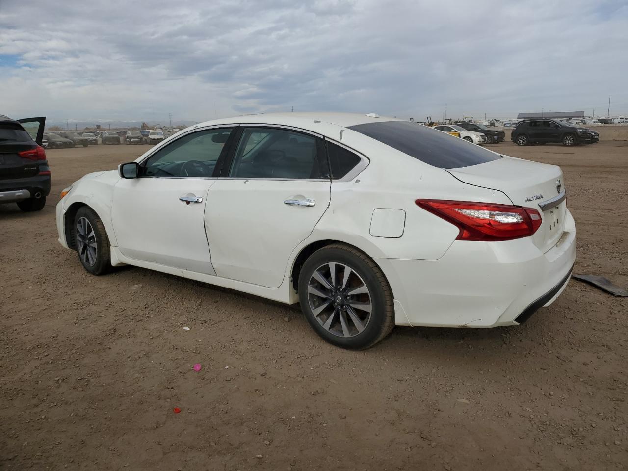2017 NISSAN ALTIMA