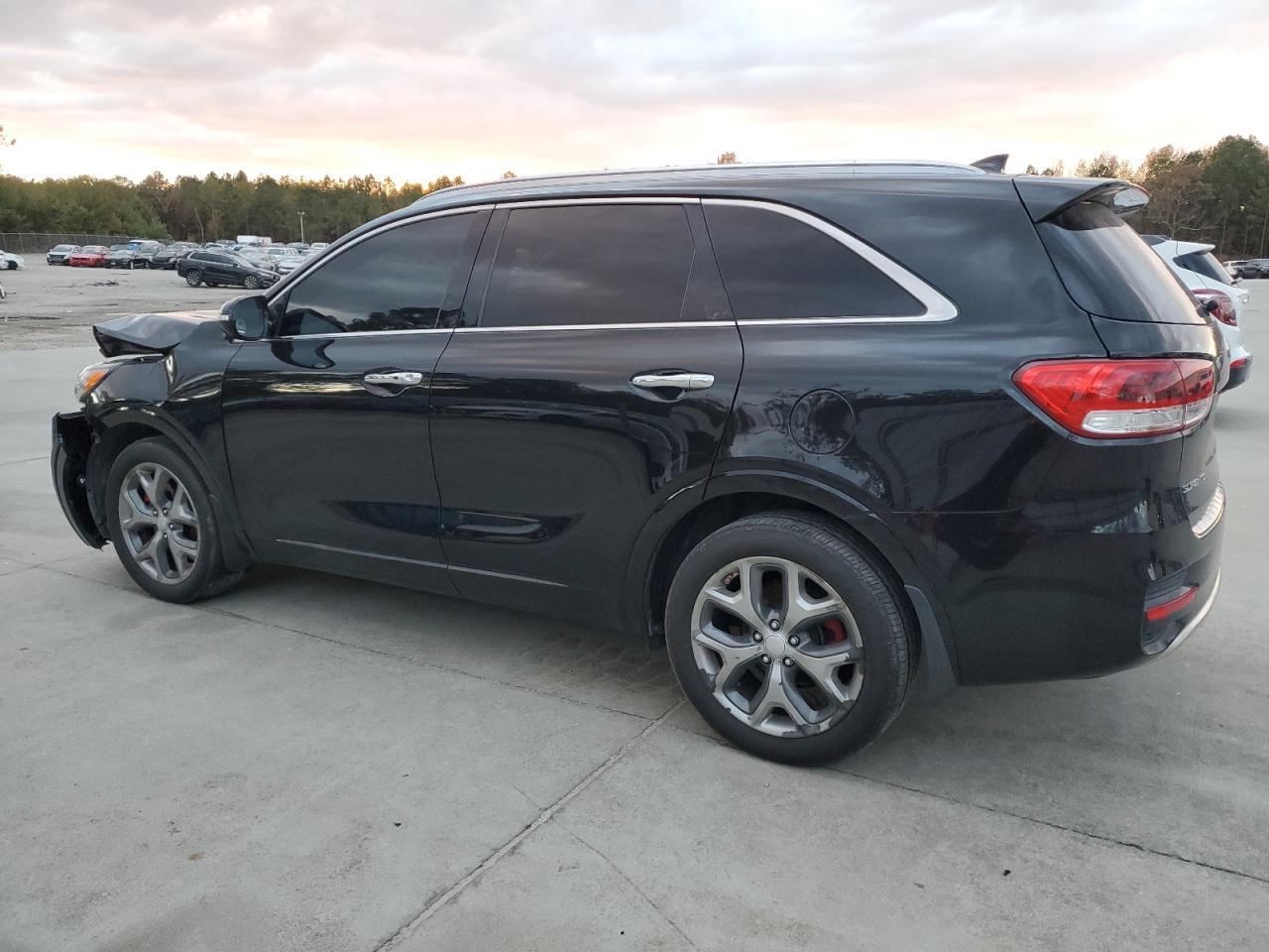 2017 KIA SORENTO