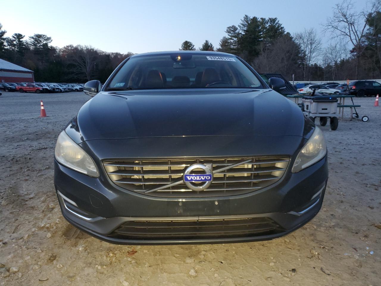 2015 VOLVO S60