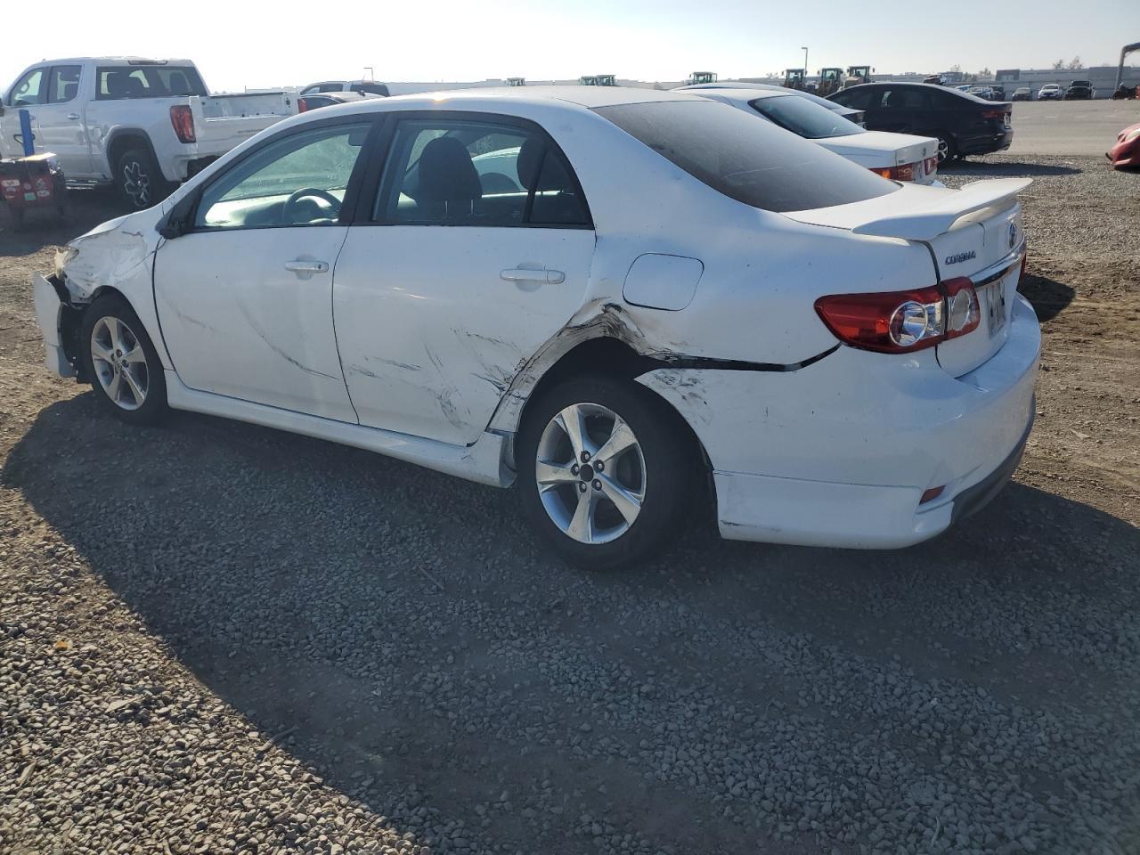 2011 TOYOTA COROLLA