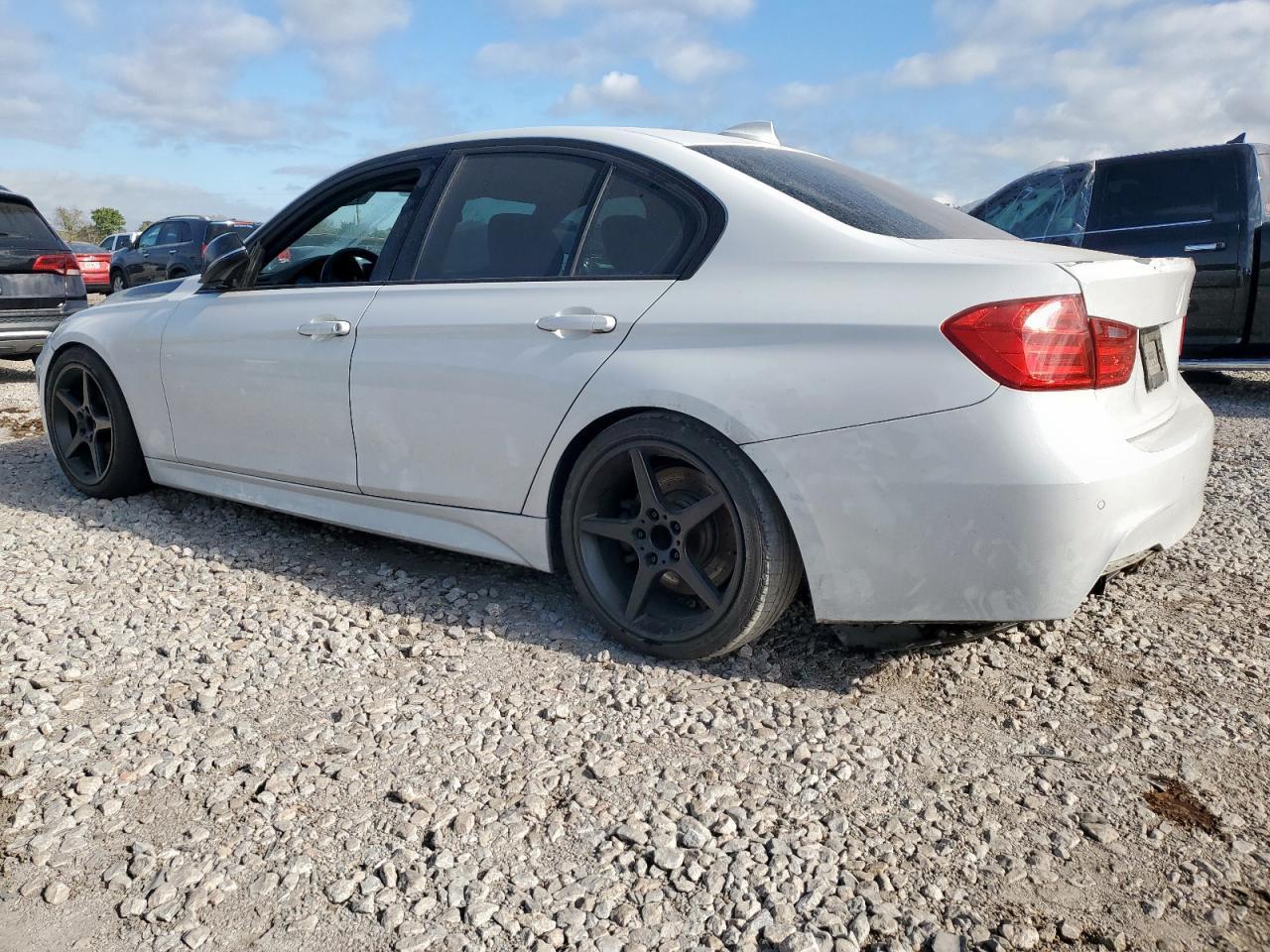 2014 BMW 3 SERIES
