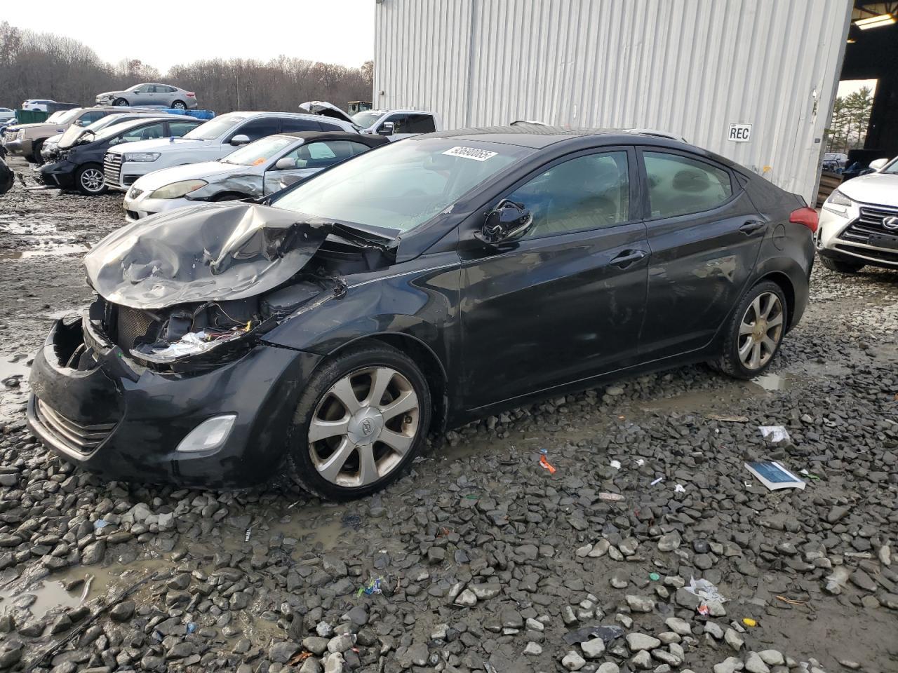 2012 HYUNDAI ELANTRA