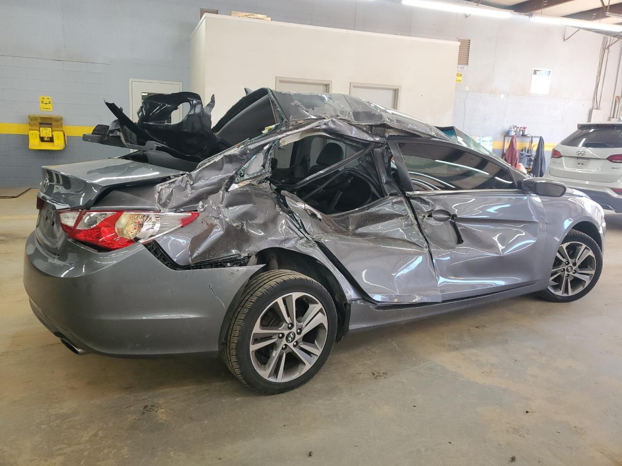 2011 HYUNDAI SONATA