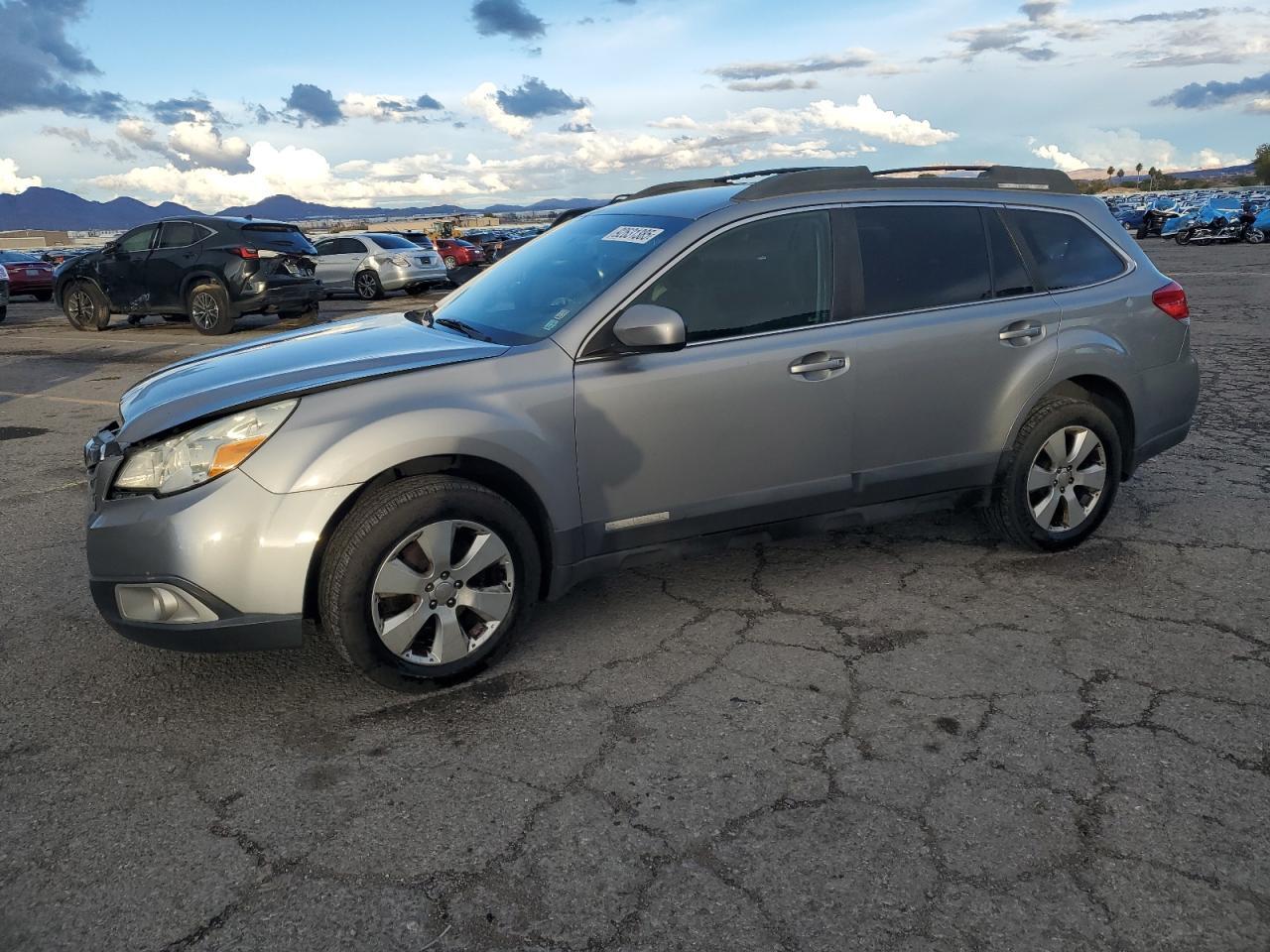 2010 SUBARU Outback