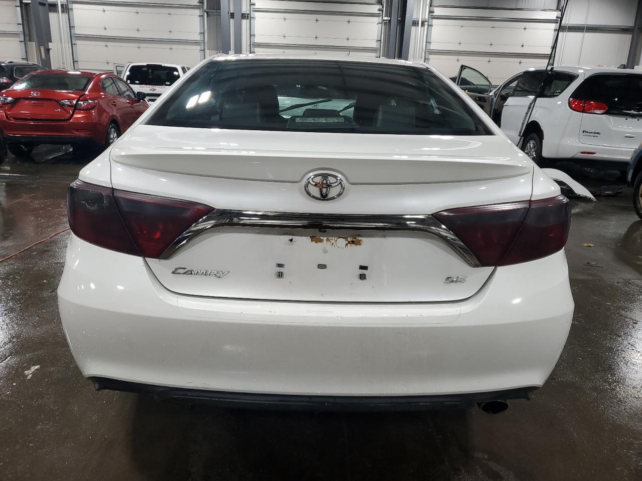 2017 TOYOTA CAMRY